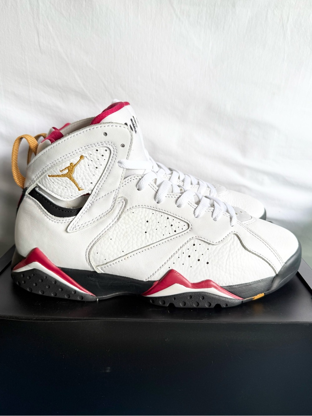 AUTHENTIC Jordan 7 Retro size 9 CU9307-106 2022 PRE-OWNED
